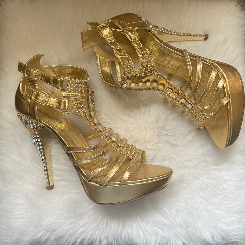Gold Gladiator Celeste Heels. Size 7.5